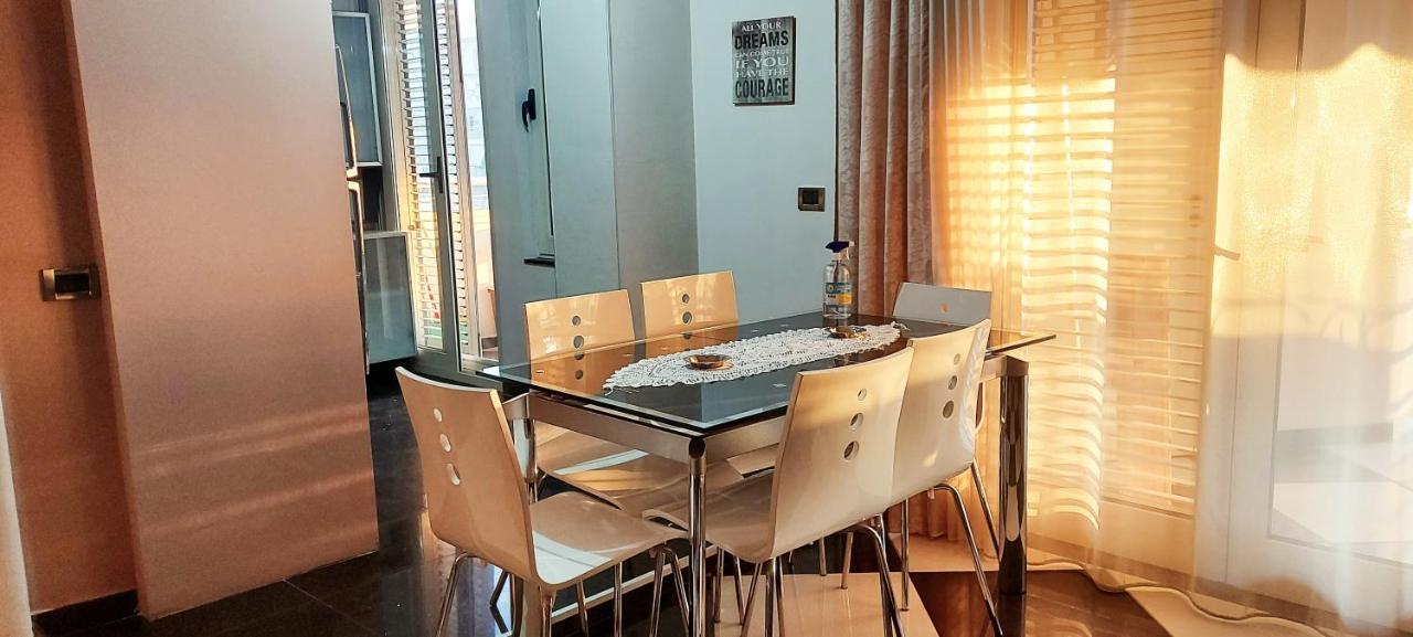 Lovely Apartment In Heart Of 地拉那 外观 照片